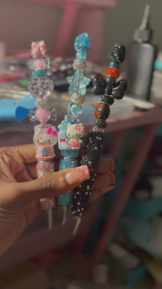 Custom Junk Pens✍🏾🩷